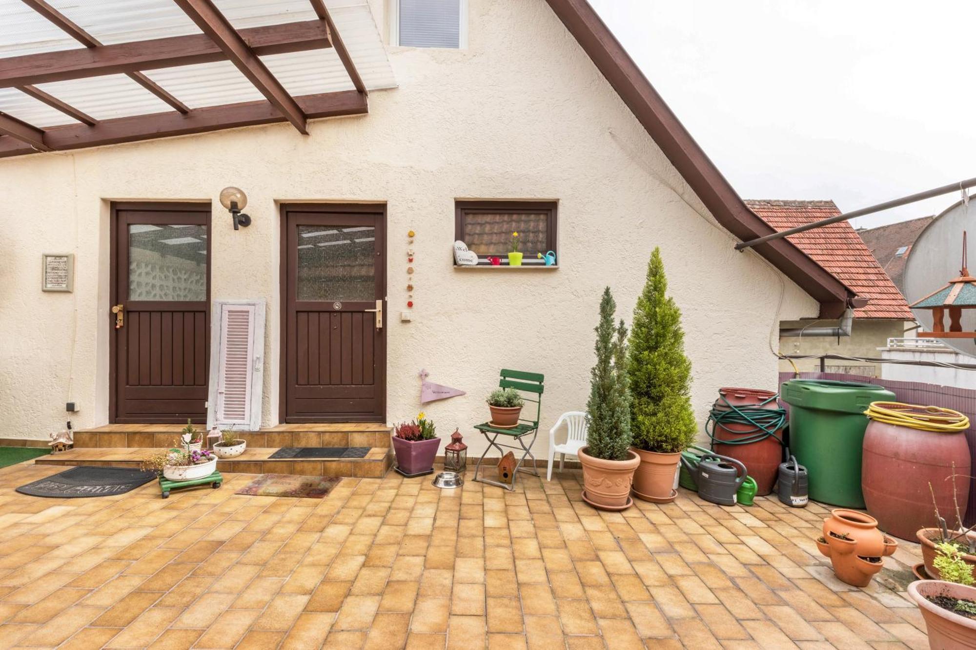Apartmenthaus Ferienwohnungen Sila 바인슈타트 외부 사진