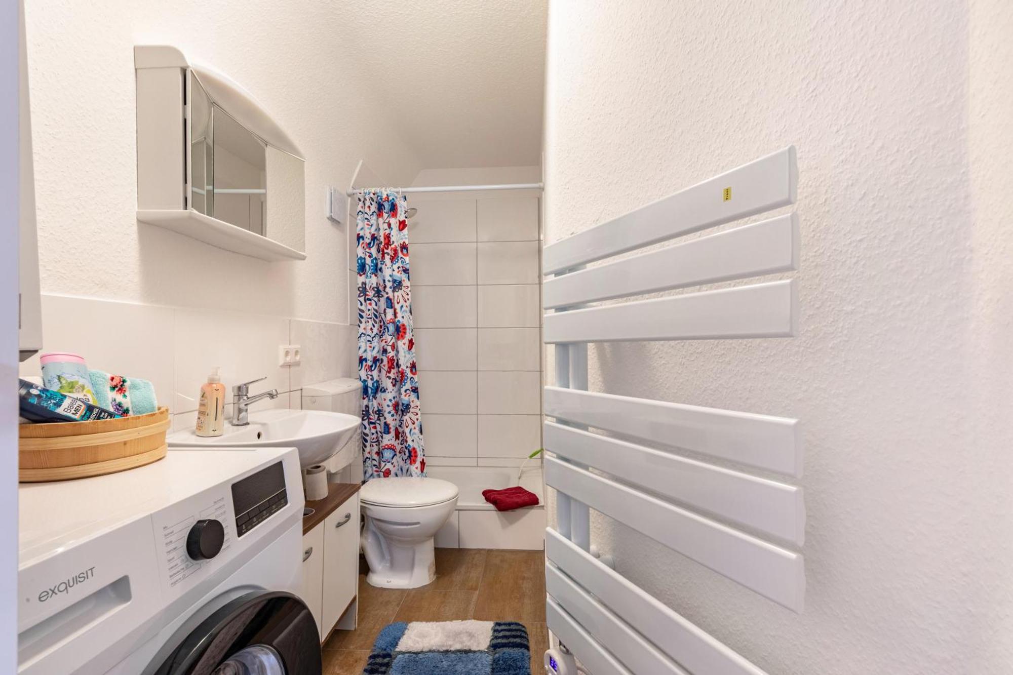 Apartmenthaus Ferienwohnungen Sila 바인슈타트 외부 사진