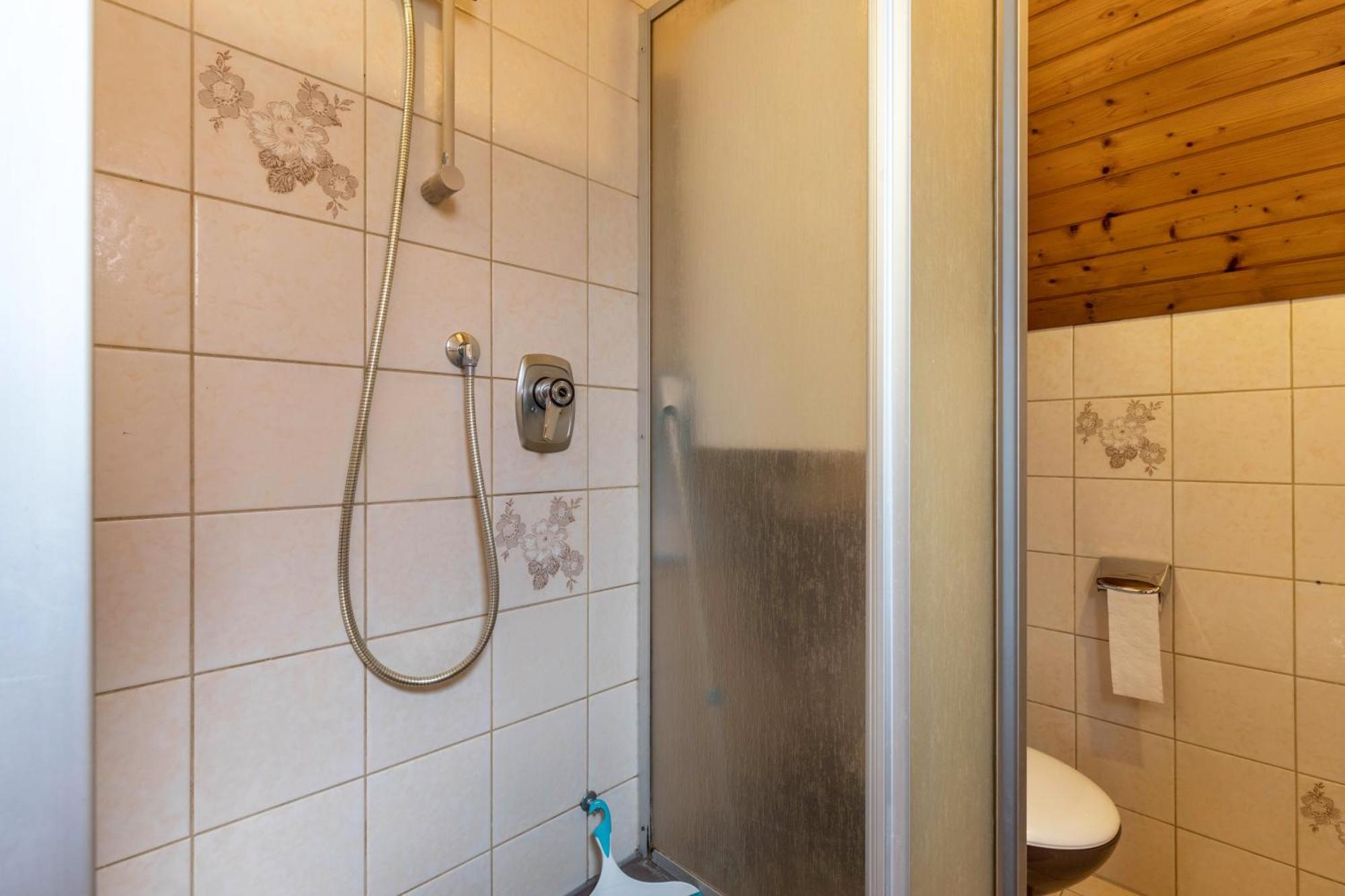 Apartmenthaus Ferienwohnungen Sila 바인슈타트 외부 사진
