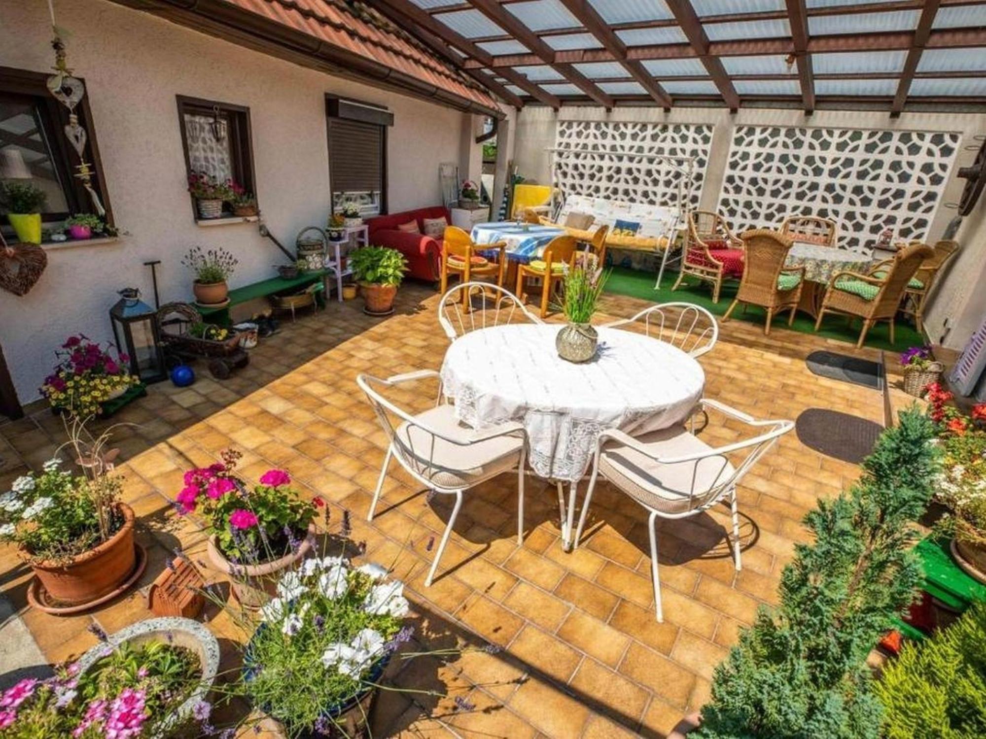 Apartmenthaus Ferienwohnungen Sila 바인슈타트 외부 사진